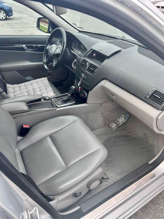 Мерцедес С220 дизел в перфектно състояние