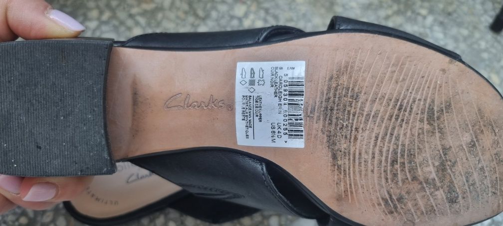 Нови чехли Clarks