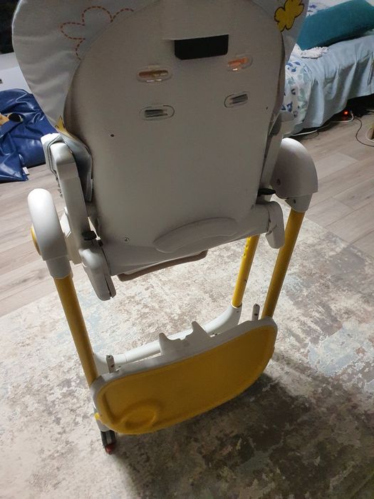 Vând scaun de masa Prima Pappa follow me pentru copii