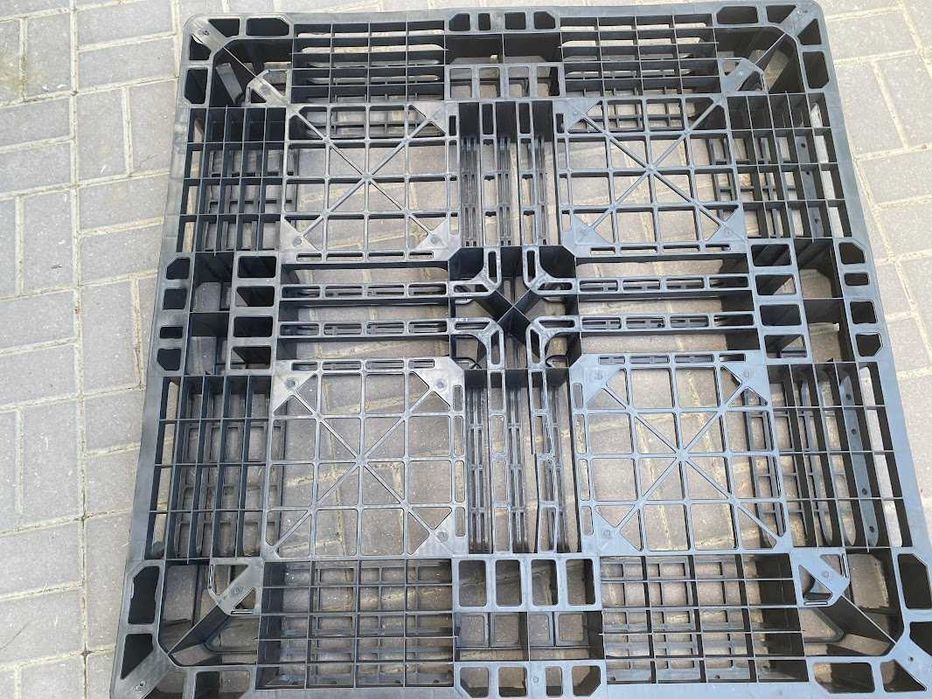 Palet plastic 1100x1100
