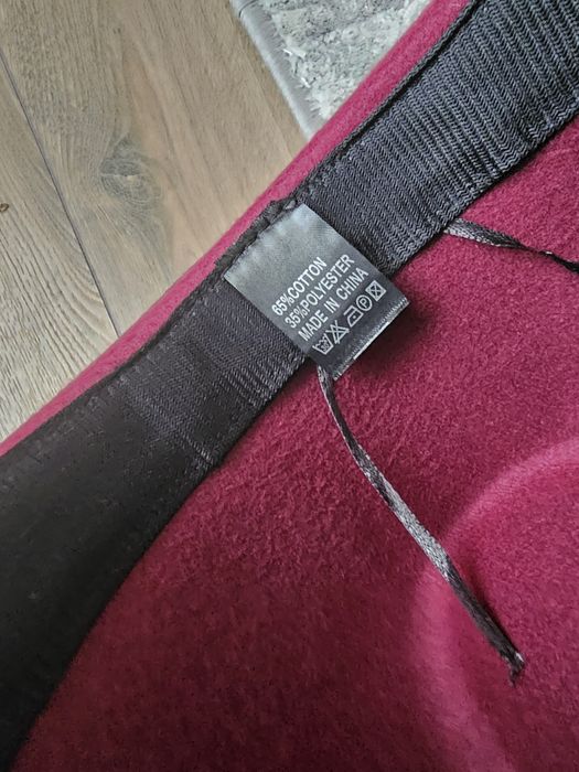 Pălării  măsura 52-54 cm.