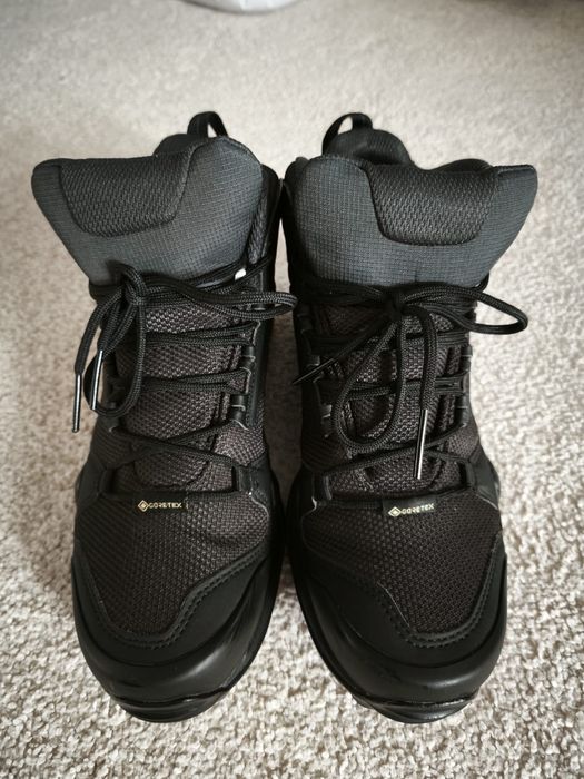 adidas terrex AX3 MID GTX