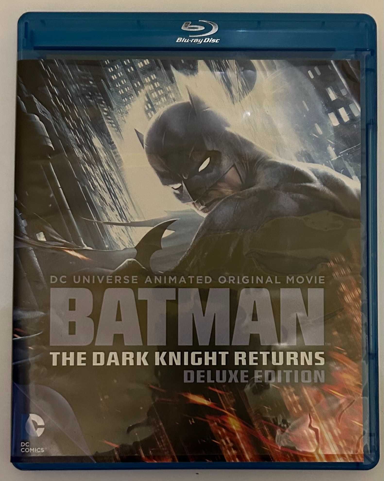 Blueray Batman Dark Knight Returns Deluxe Edition