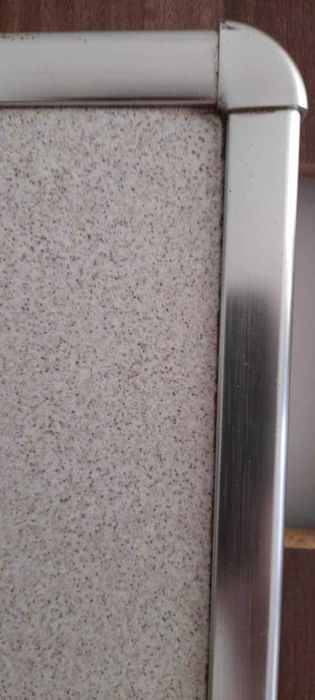 Спешно, 3 бр. маси, лично предаване София