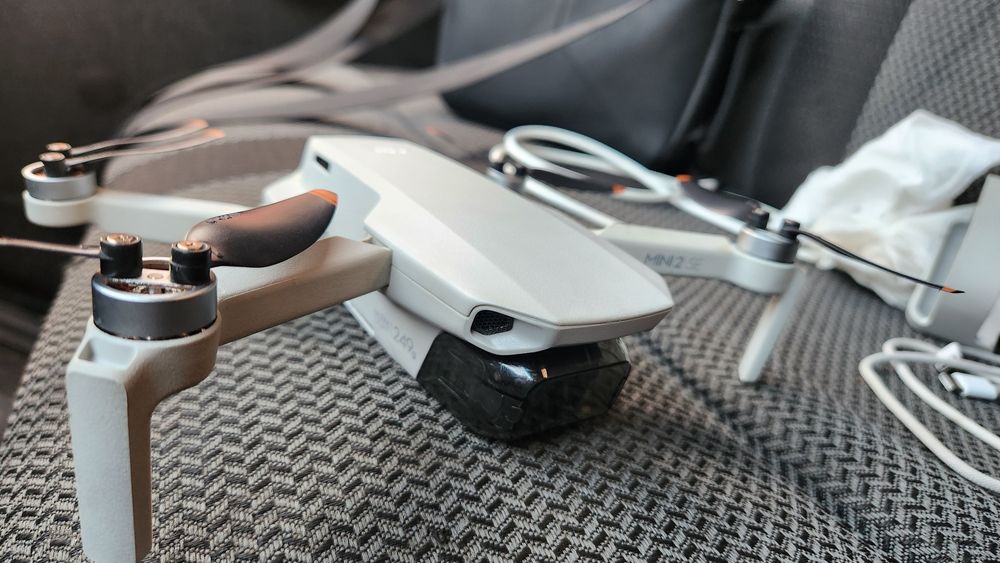 Дрон, DJI MINI оригинал.