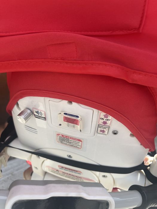 Vand Tricicleta cu scaun rotativ, 8-36 luni, roata cauciuc, mufa Mp3