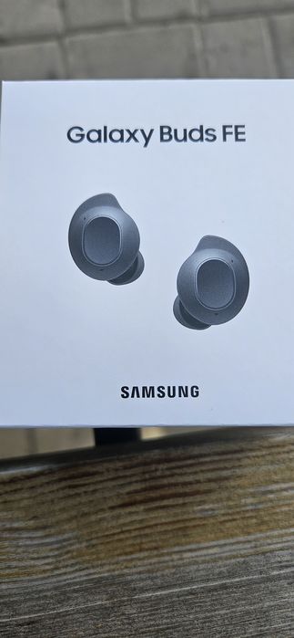 Наушники Galaxy BudsS FE.