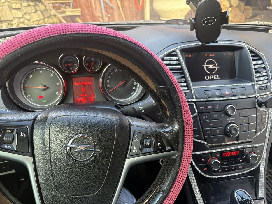 Opel insignia 2010 in stare foarte buna accept varinate