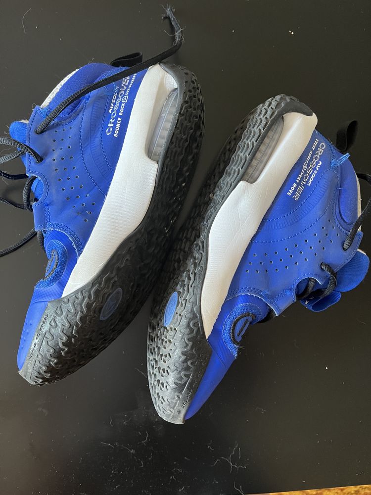 Маратонки за баскетбол Nike Air Zoom