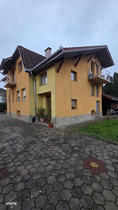 Casa cu etaj– Zona Titulescu