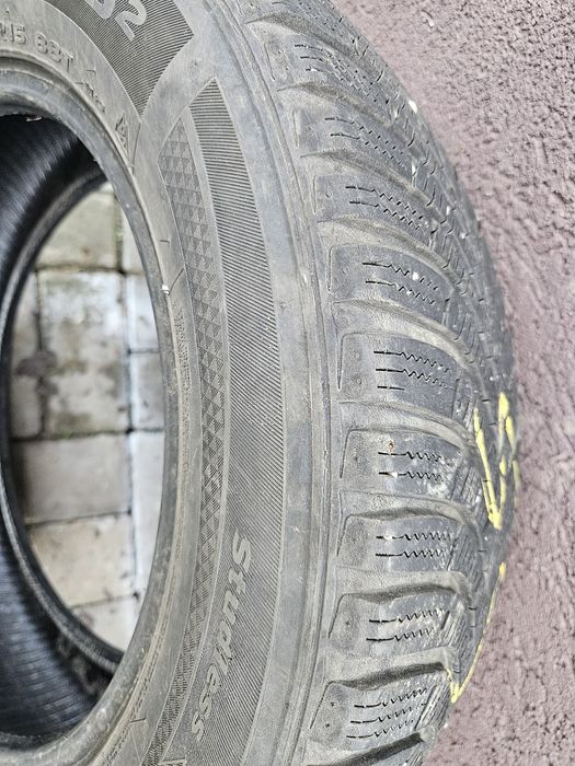 Vand 4 anvelope de iarna hankook 185/65/R15