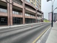 Продаётся нежилое помещения сеул мун 1 линия 8 помещения одном месте