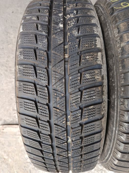 Зимни гуми -15цола -185/60-1бр.-65лв.