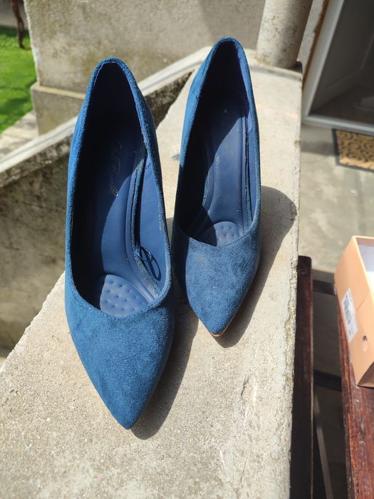 Елегантни дамски обувки