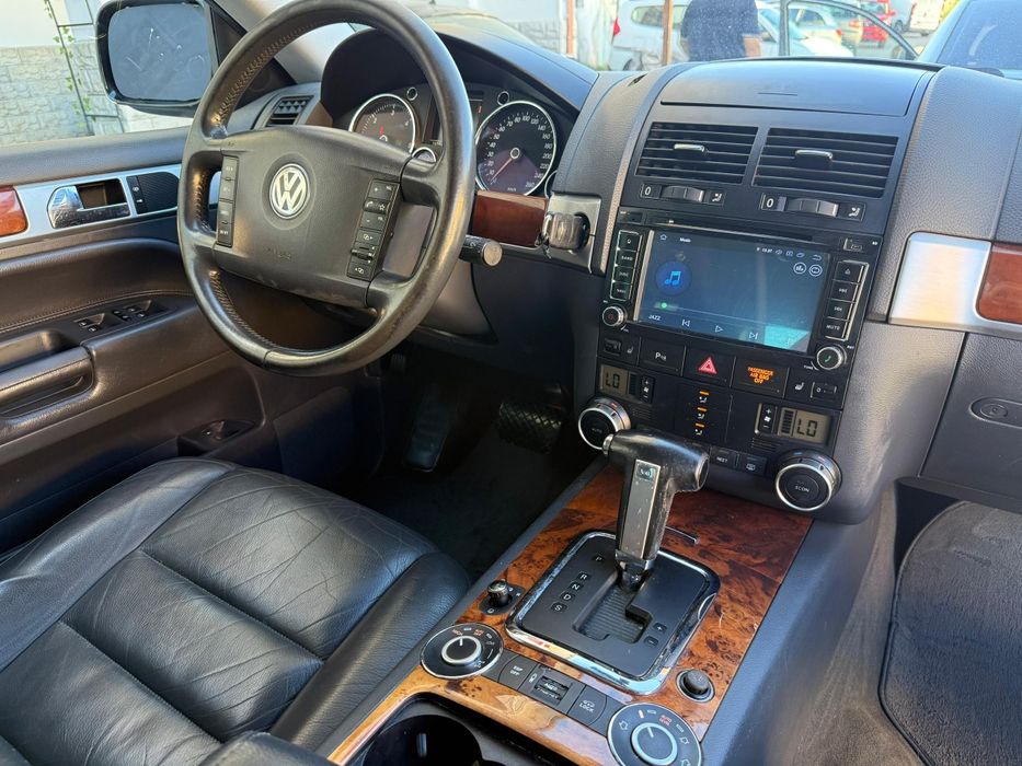 Volkswagen touareg autoutilitara