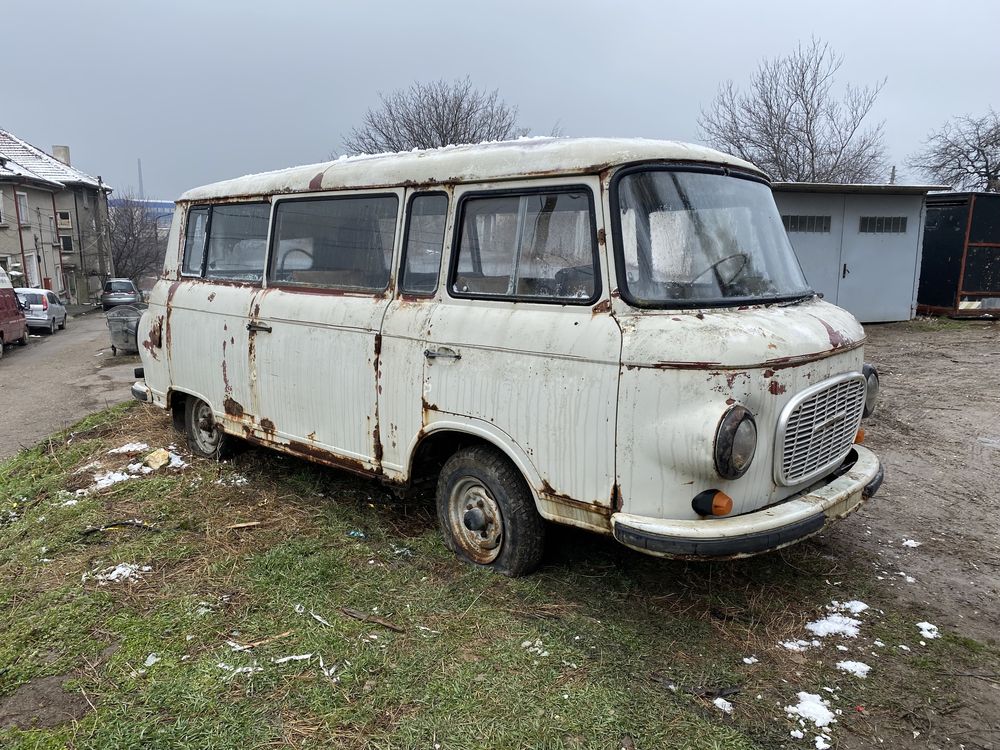 Баркас Б1000 пътнически