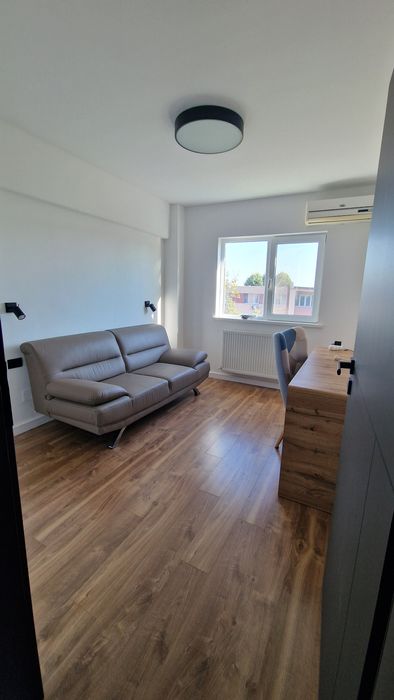 Apartament 4 camere Piata Uta renovat si mobilat