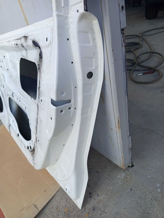 Предна дясна врата Kia Rio 2016