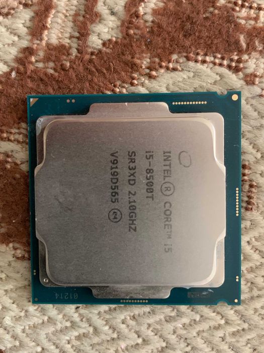 procesor intel i5 8500 T 140 lei