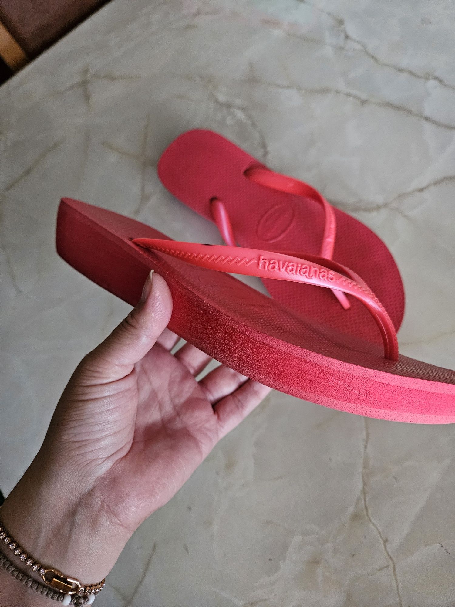 Slapi Havaianas dama