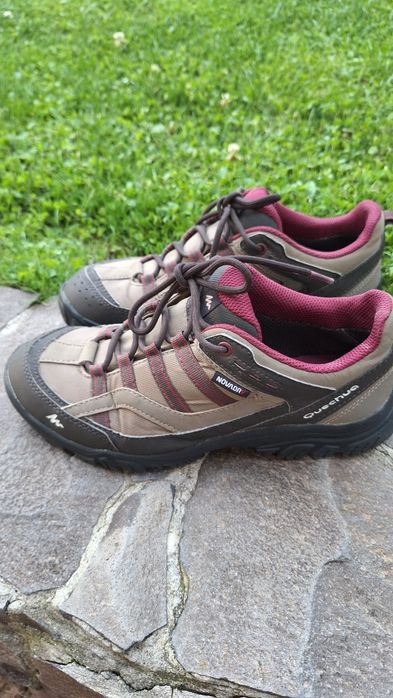 Încălțăminte drumeție impermeabilă nr.38.damă