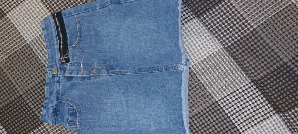 Продаю одежду для девочки, р. XS