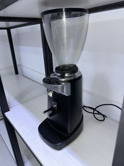 Кофе машинка професиональная