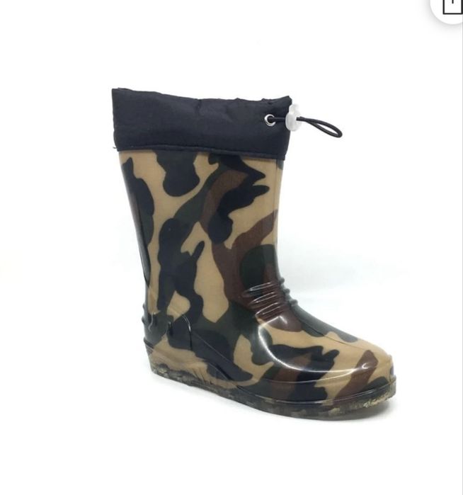 Нови зимни ботуши за момче