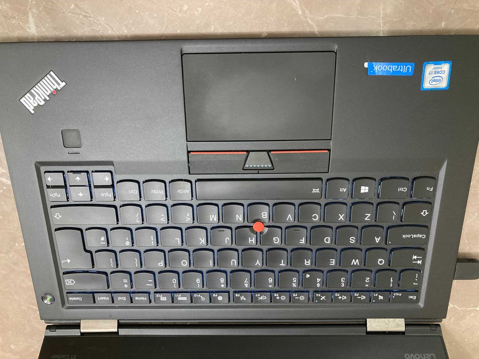 Lenovo X1 Carbon gen4, 14.0” FHD 1920x1080, Intel i7-6500U, 238Gb NVMD