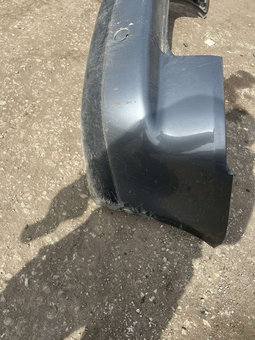 Задна броня VW TOURAN 1T туаран сива имам черна