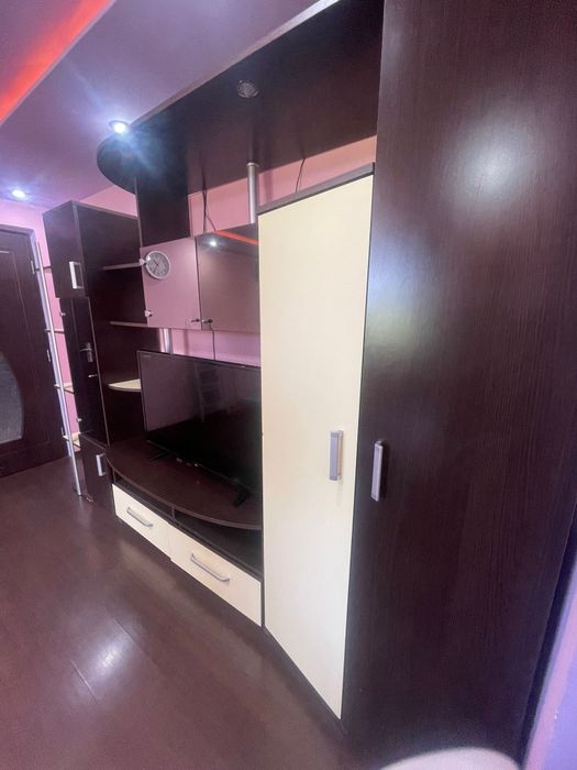 Vand biblioteca urgent