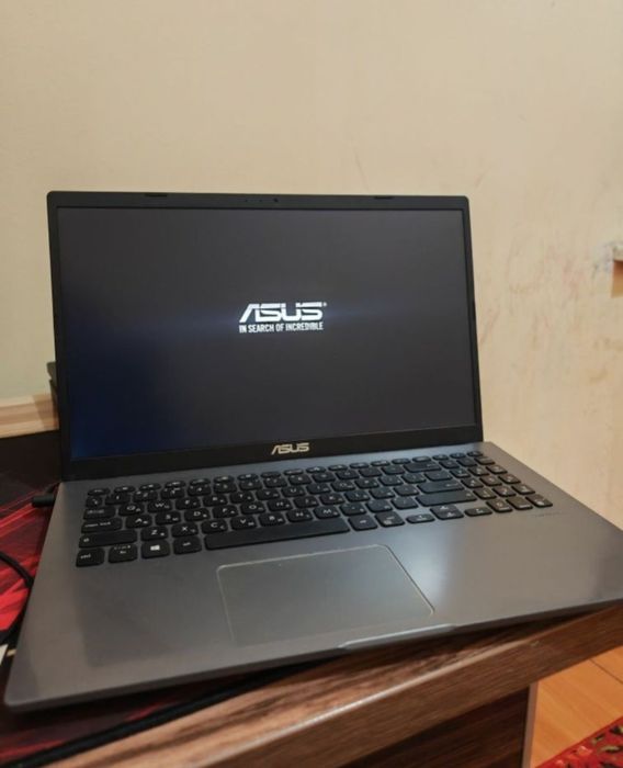 Asus Vivobook 2020 Athlon  Silver 3050