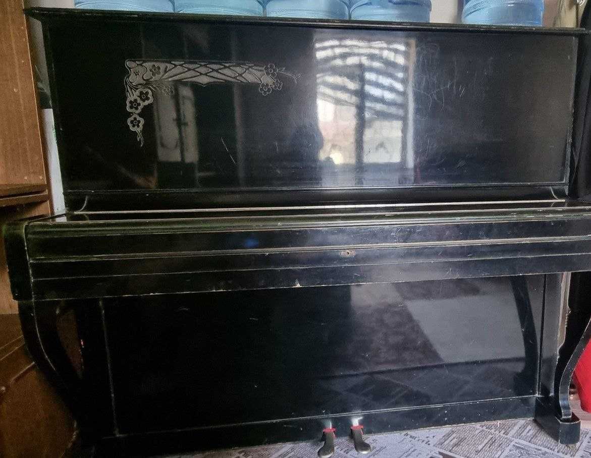 Срочно продается пианино