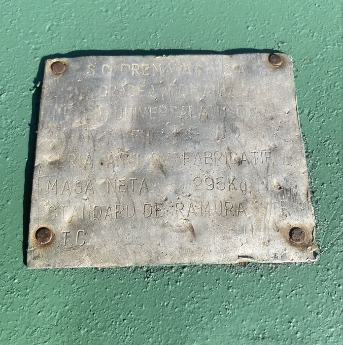 Freză de sol de Oradea romanească U445 leuț