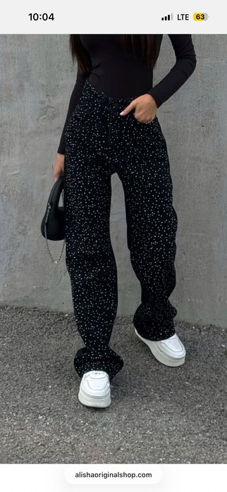 Дънки с камъчета