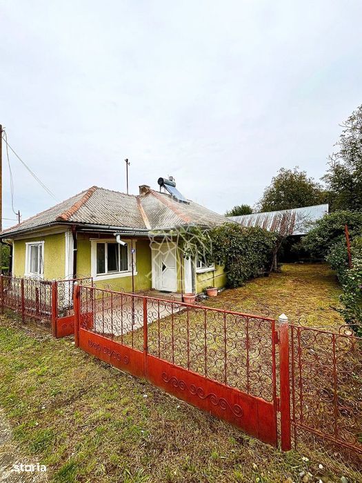 Casa renovata 68 mp-teren 1436 mp-Sieu-Sfantu, 14 km de Beclean