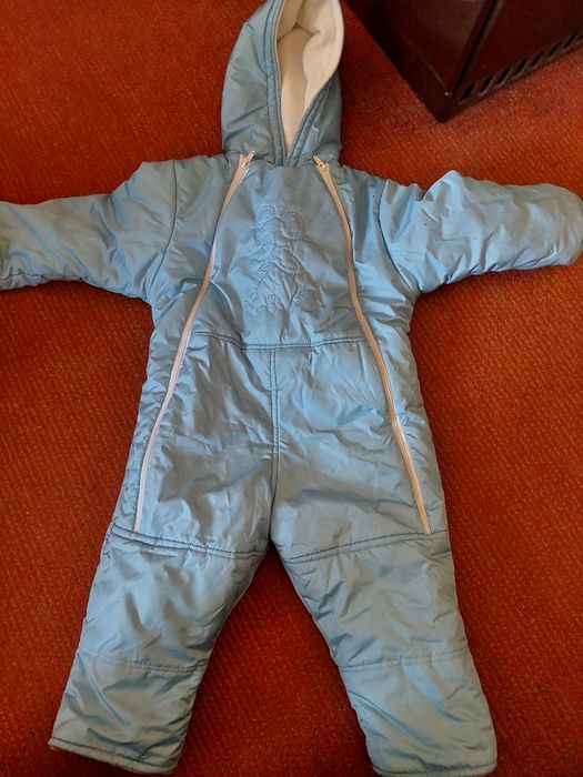 Детски костюм-космонавт