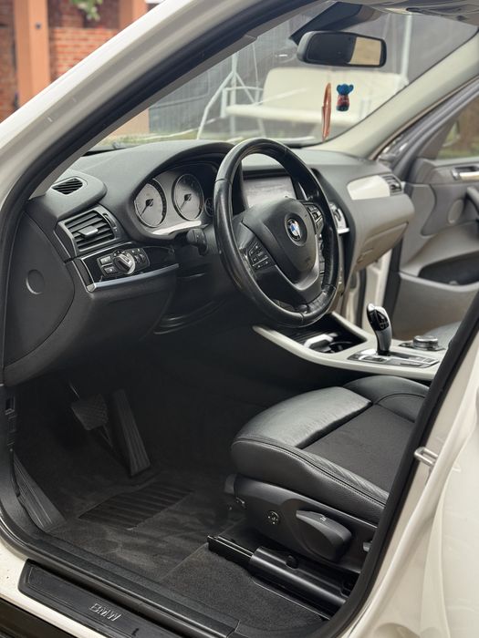 BMW X3 F25 xDrive | 190 cp | FULL LED | Harman Cardon | Lane Assist |