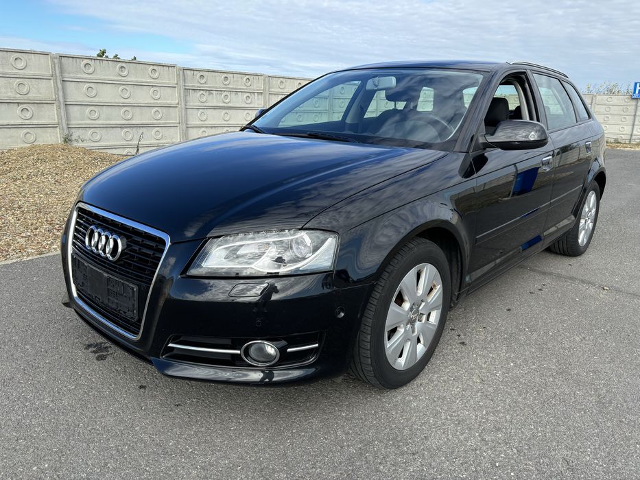 Audi A3-2012-benzina-Bi-Xenon