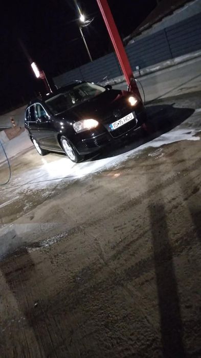 Vând golf 5 an 2009 în stare foarte bună de funcționare