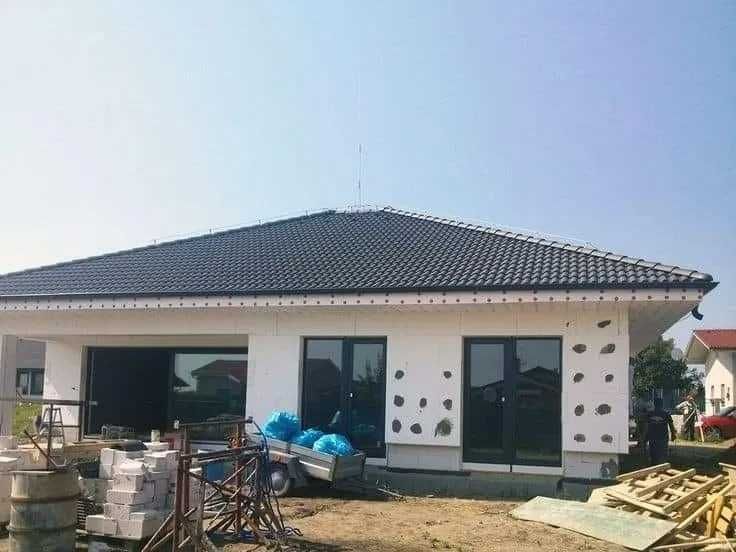 Casa, garaje auto pe structura metalica si panou sandwich termoizolant
