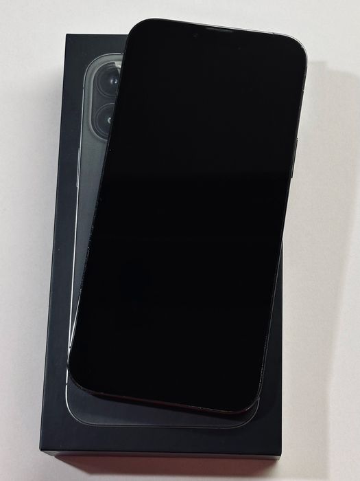 iPhone 13 ProMax Grey 94% battery