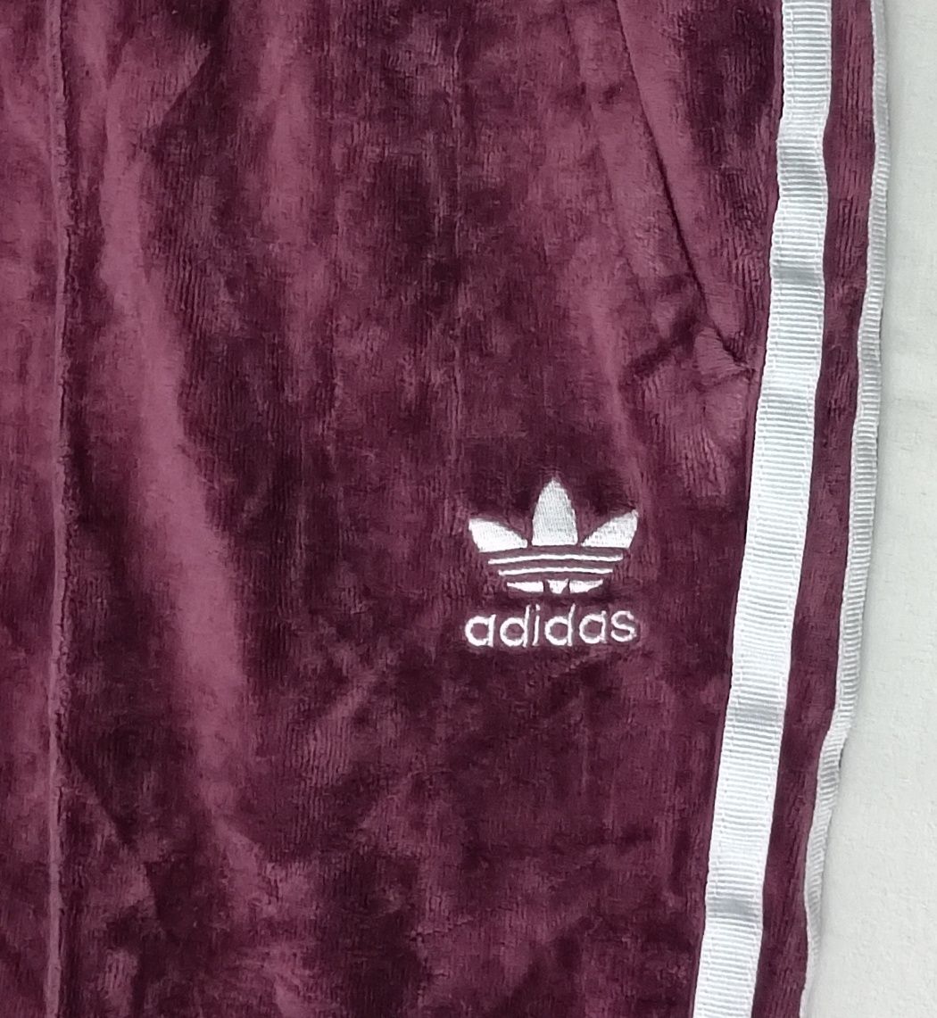Adidas Originals Velour Sweatpants оригинално долнище M Адидас спорт