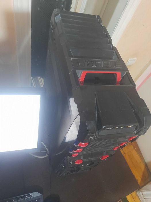 i5 7400/ssd 120/hard500/rx470