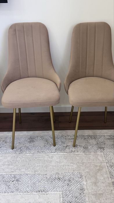 Стулья продается