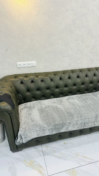 Честер диван б/у