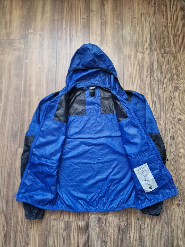 Страхотно мъжко яке ветровка THE NORTH FACE  размер S
