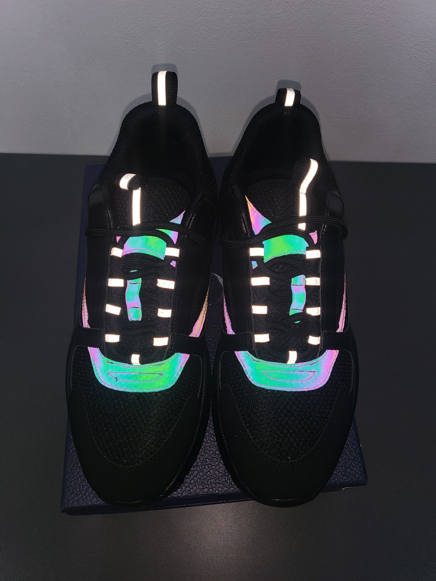 Christian Dior B22