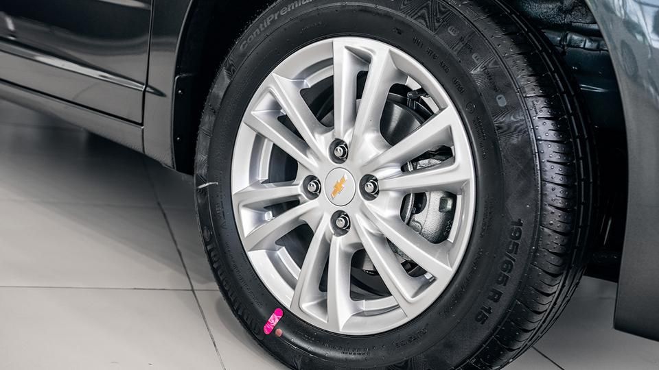 Cobalt diska obmen qora rangiga