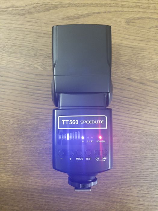 Светкавица Neewer TT560 Speedlite